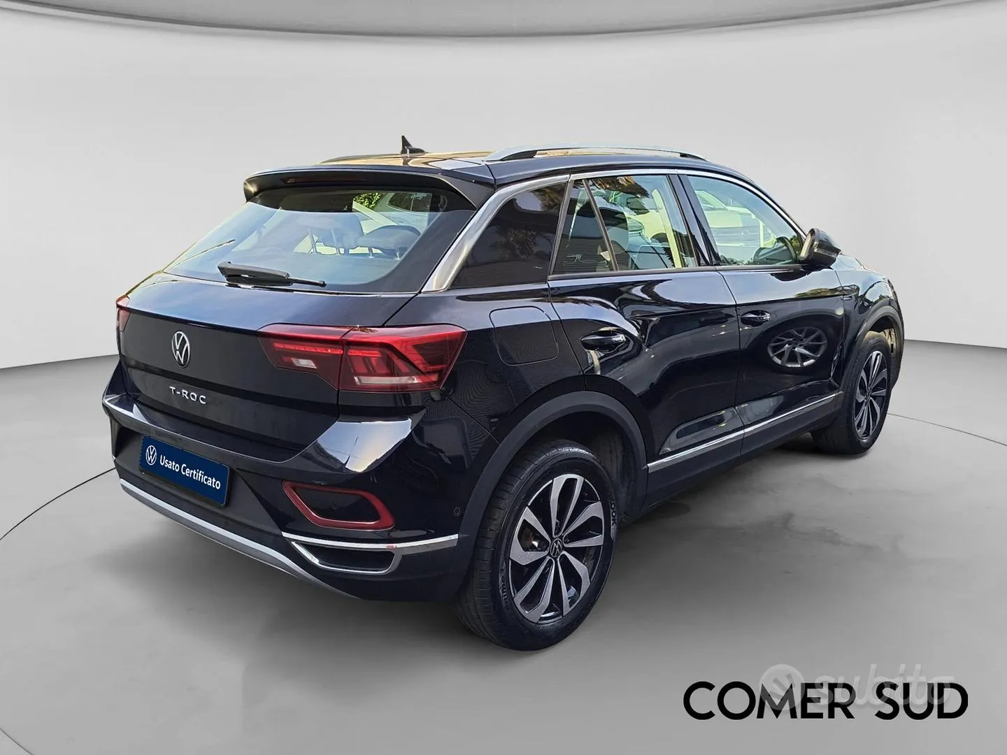 Volkswagen T-Roc 2023 photo 3