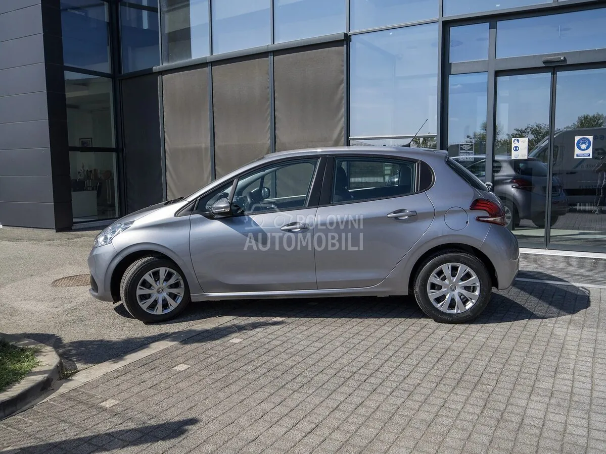 Peugeot 208 2020 photo 5