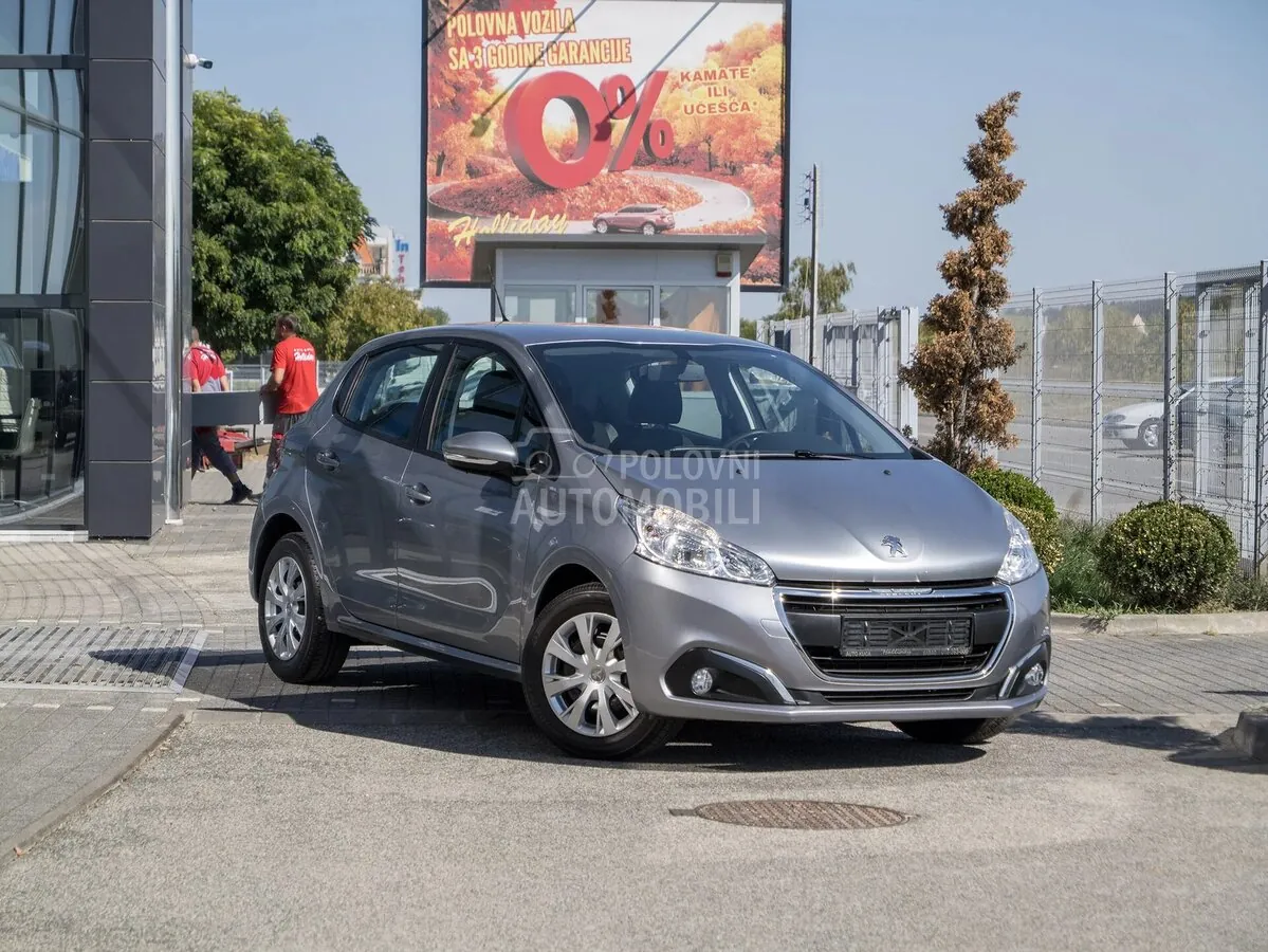 Peugeot 208 2020 photo 2
