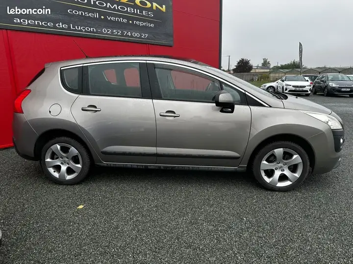 Peugeot 3008 2010 photo 3