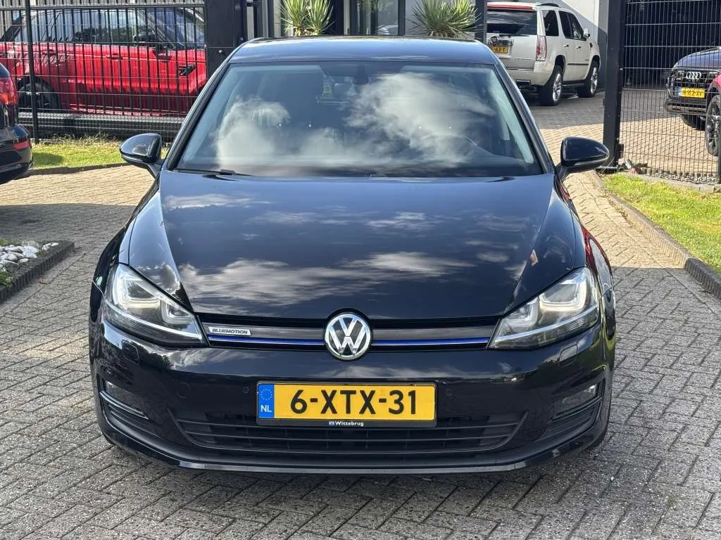 Volkswagen Golf 2014 photo 2