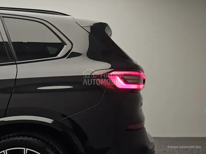 BMW X5 2022 photo 2