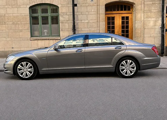 Mercedes-Benz S500