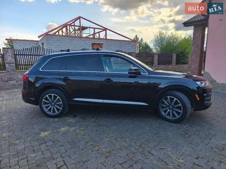 Audi Q7 2016 photo 5
