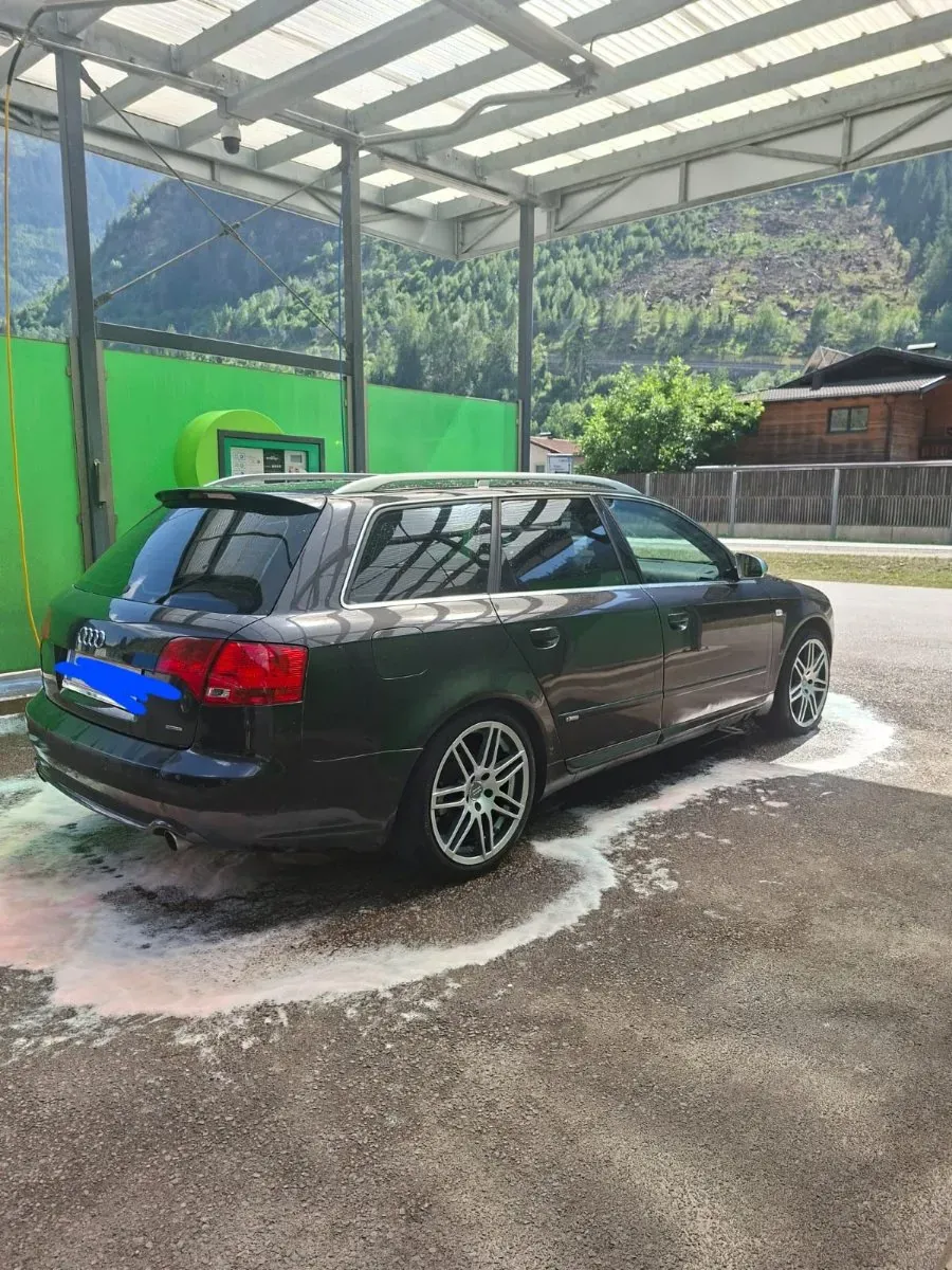 Audi A4 2007 photo 2