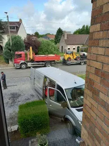 Aanhangers En Opleggers Containerkraan Met Open Laadklep