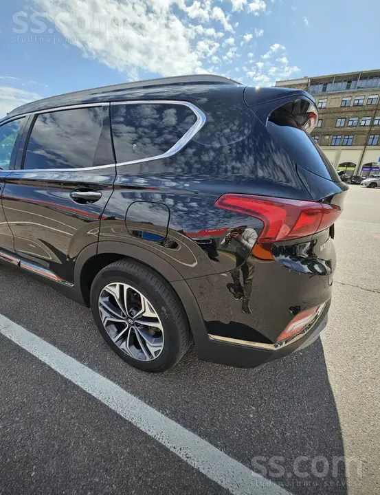 Hyundai Santa Fe 2020 photo 2