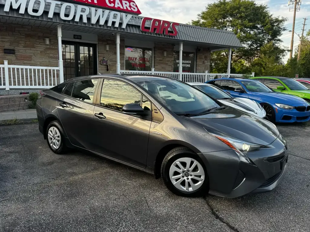 Toyota Prius 2017 photo 5