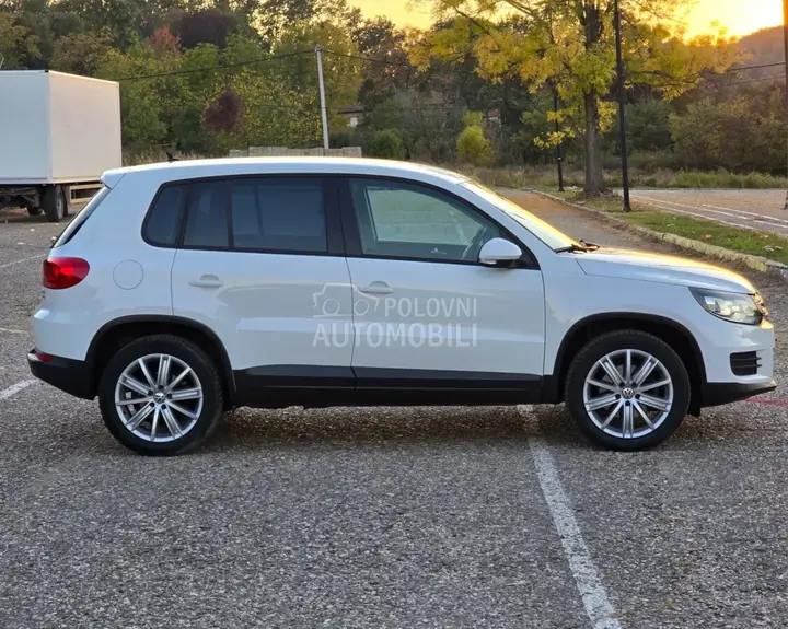 Volkswagen Tiguan 2012 photo 4