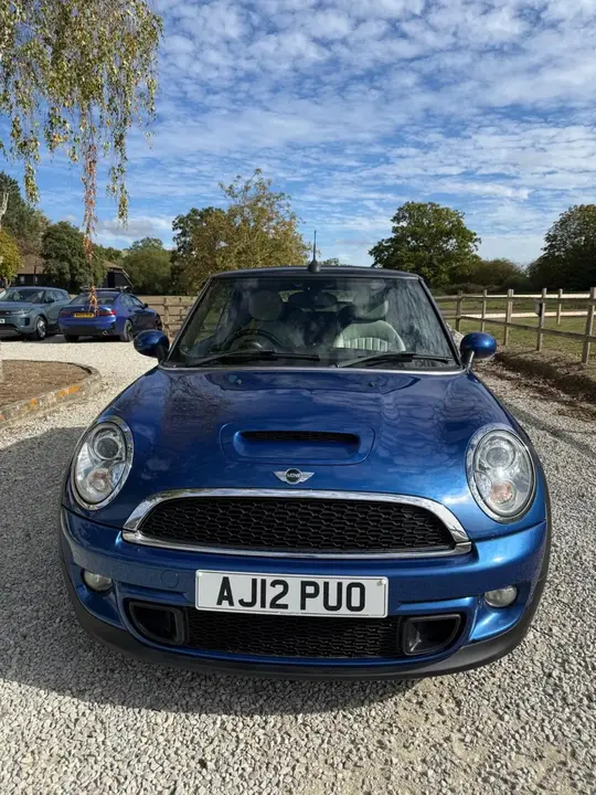 Mini Cooper S 2012 photo 3