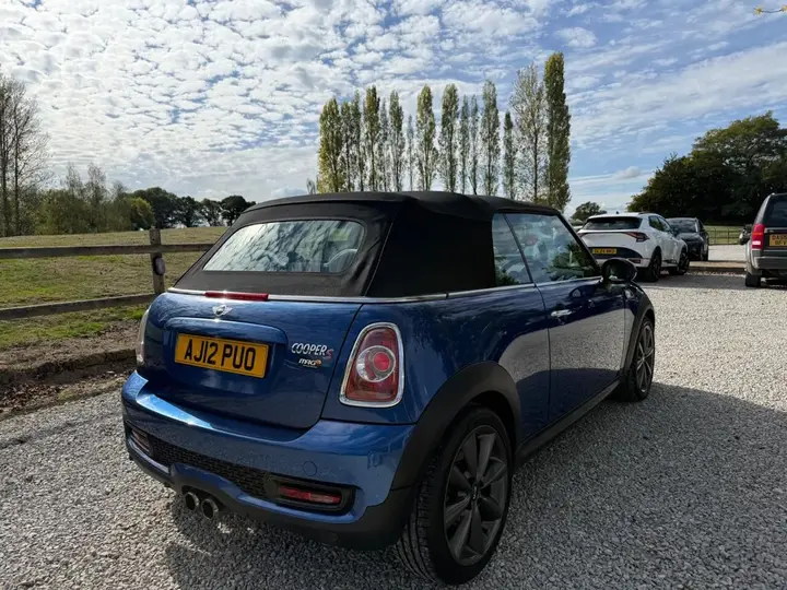 Mini Cooper S 2012 photo 4