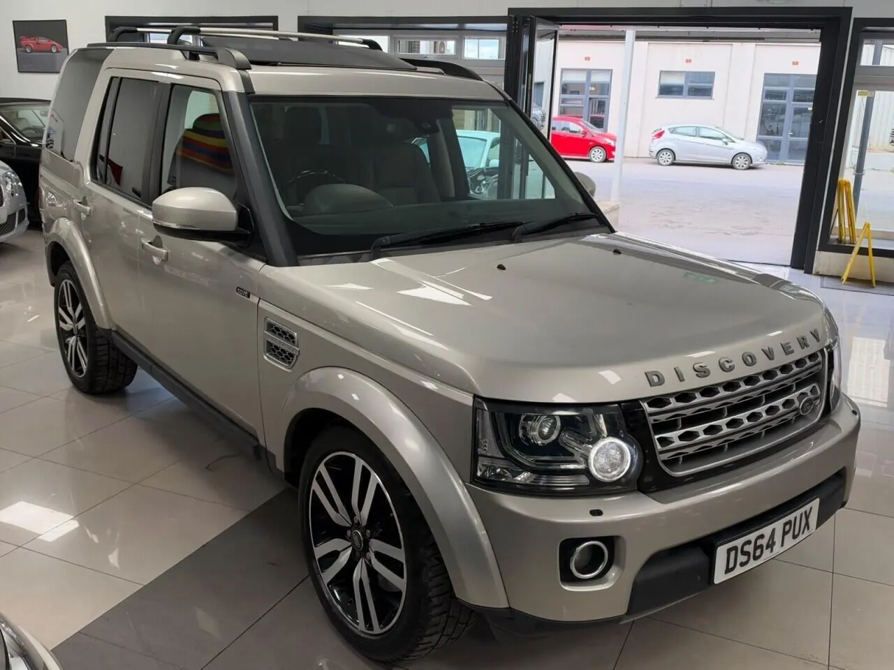 Land Rover Discovery 4 2014 photo 5