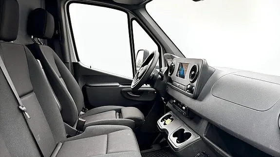 Mercedes-Benz Sprinter 317 2023 photo 3