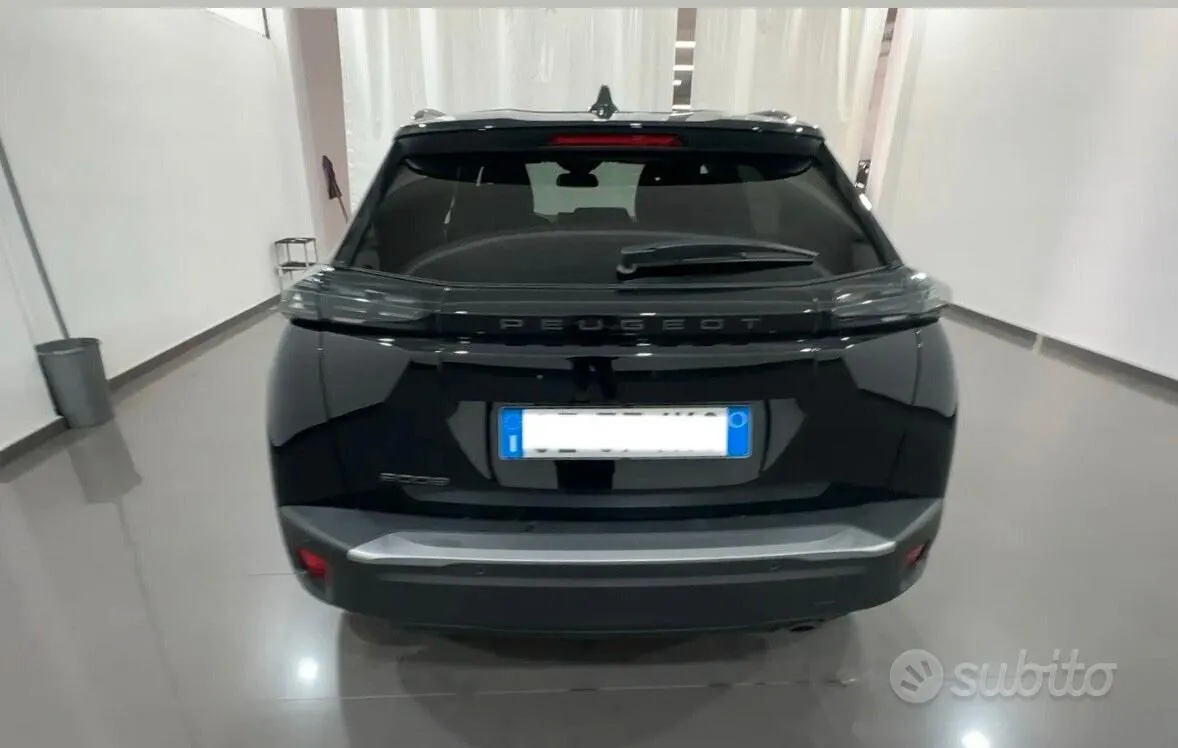 Peugeot 2008 2025 photo 3