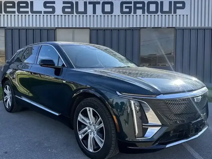 Cadillac Lyriq 2024 photo 3