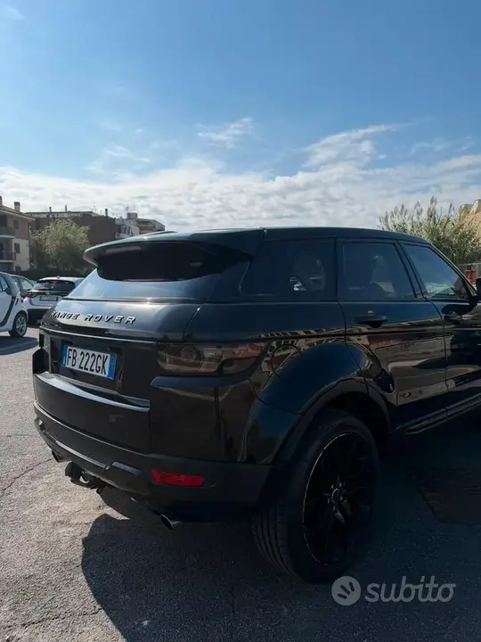 Land Rover Range Rover Evoque 2015 photo 3