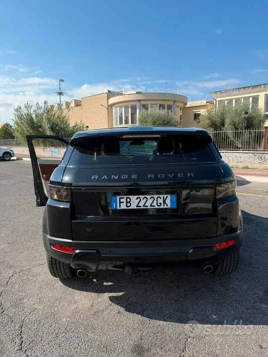 Land Rover Range Rover Evoque 2015 photo 2