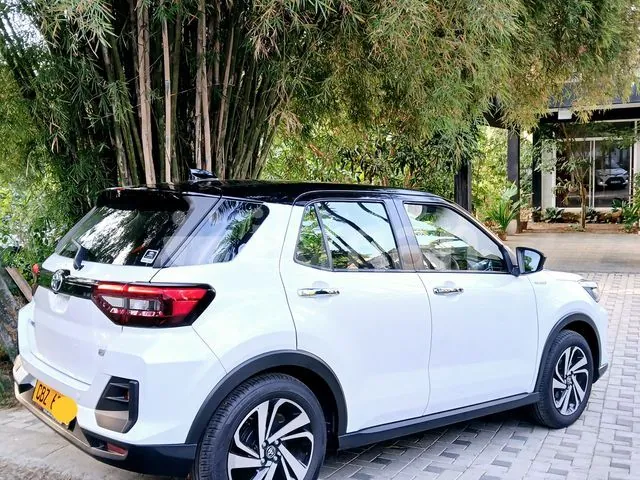 Toyota Raize 2025 photo 4