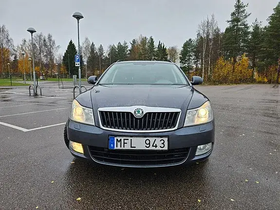 Skoda Octavia 2012 photo 4