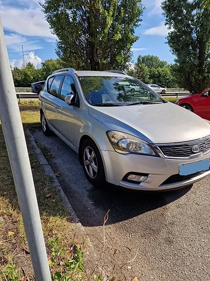 Kia Ceed 2010 photo 5