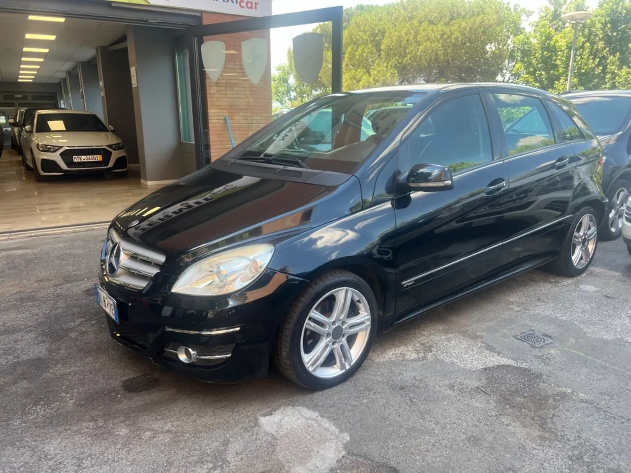 Mercedes-Benz B 200 2009 photo 4