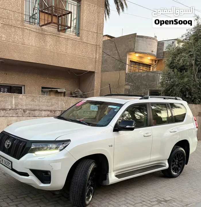 Toyota Prado 2023 photo 2