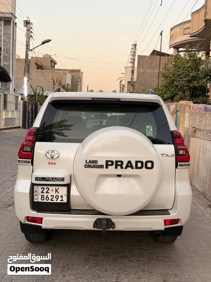Toyota Prado 2023 photo 3
