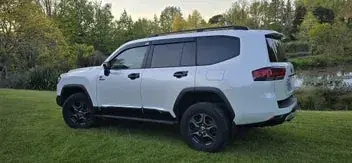 Toyota Land Cruiser 2024 photo 3