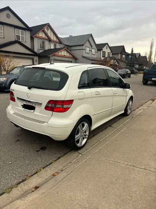 Mercedes-Benz B-Class 2011 photo 5