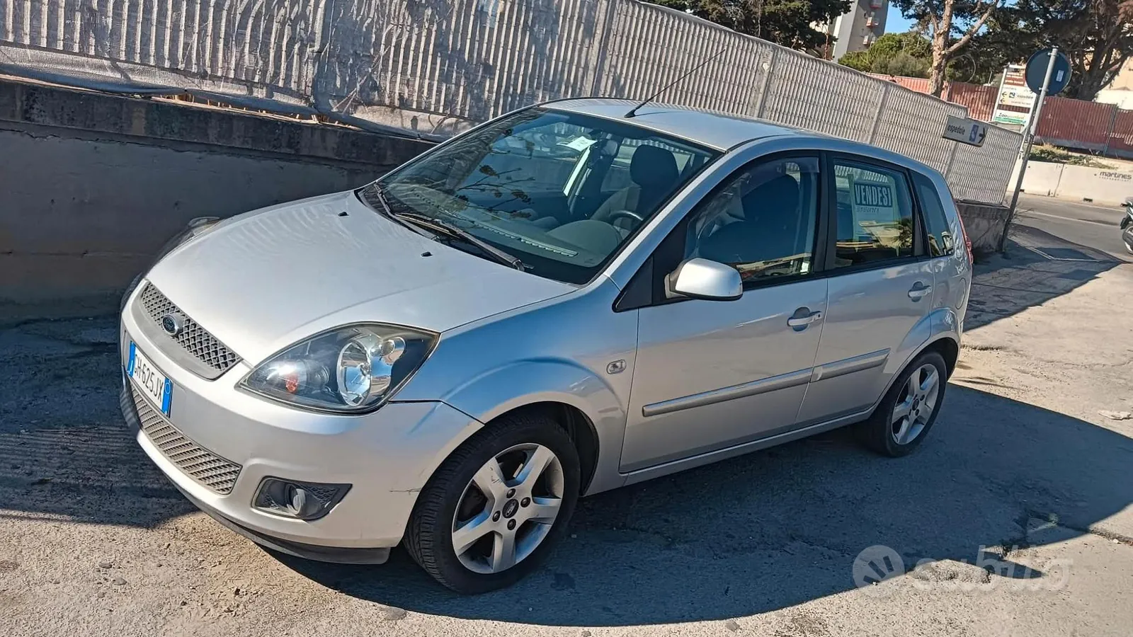 Ford Fiesta 2007 photo 2