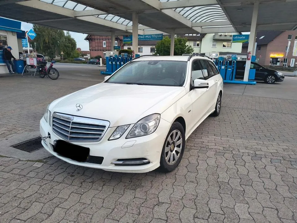 Mercedes-Benz E220 Cdi