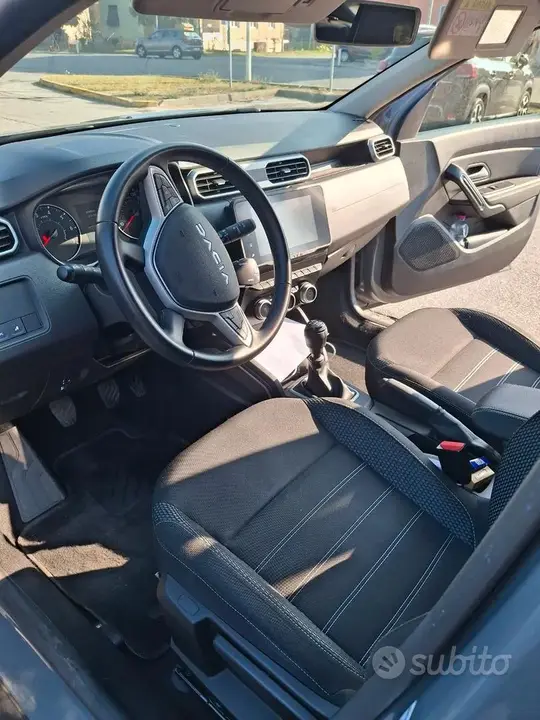 Dacia Duster 2023 photo 4