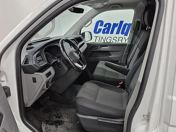 Volkswagen Transporter 2022 photo 2