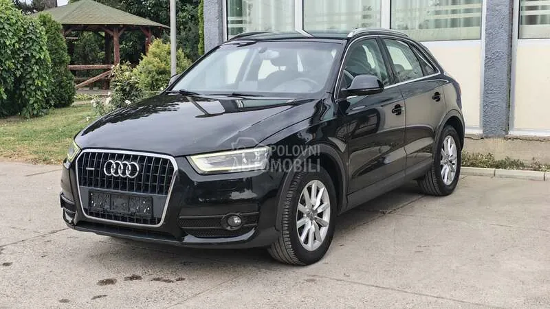 Audi Q3 2012 photo 2