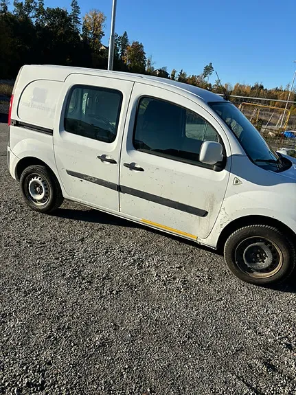 Renault Kangoo Express 2011 photo 2