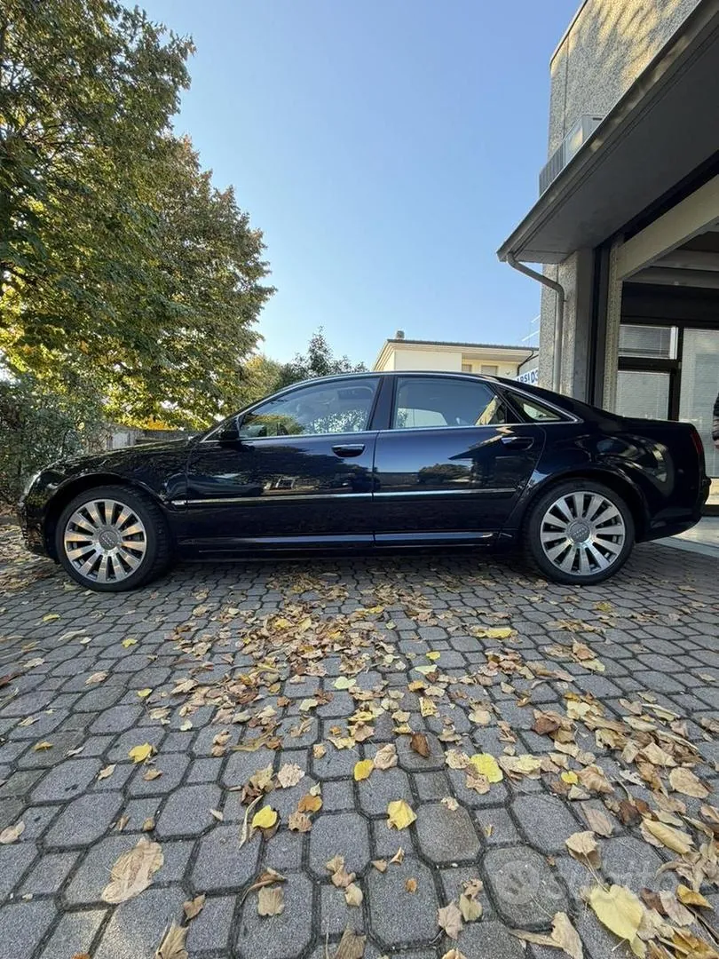 Audi A8 2006 photo 4
