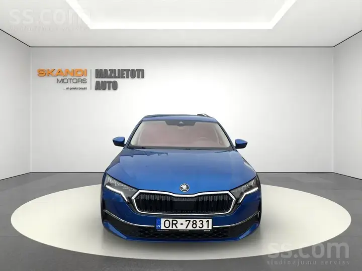 Skoda Octavia 2024 photo 2