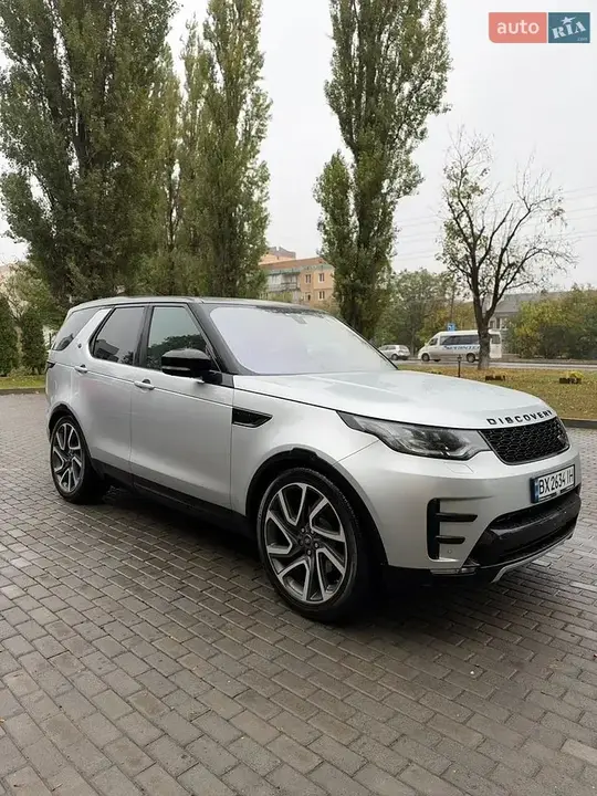 Land Rover Discovery 2017 photo 5