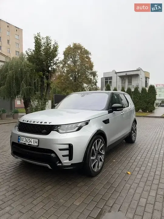 Land Rover Discovery 2017 photo 3