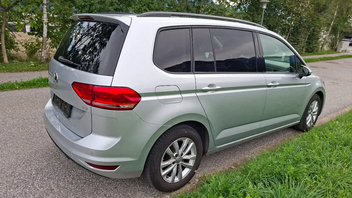 Volkswagen Touran 2018 photo 3