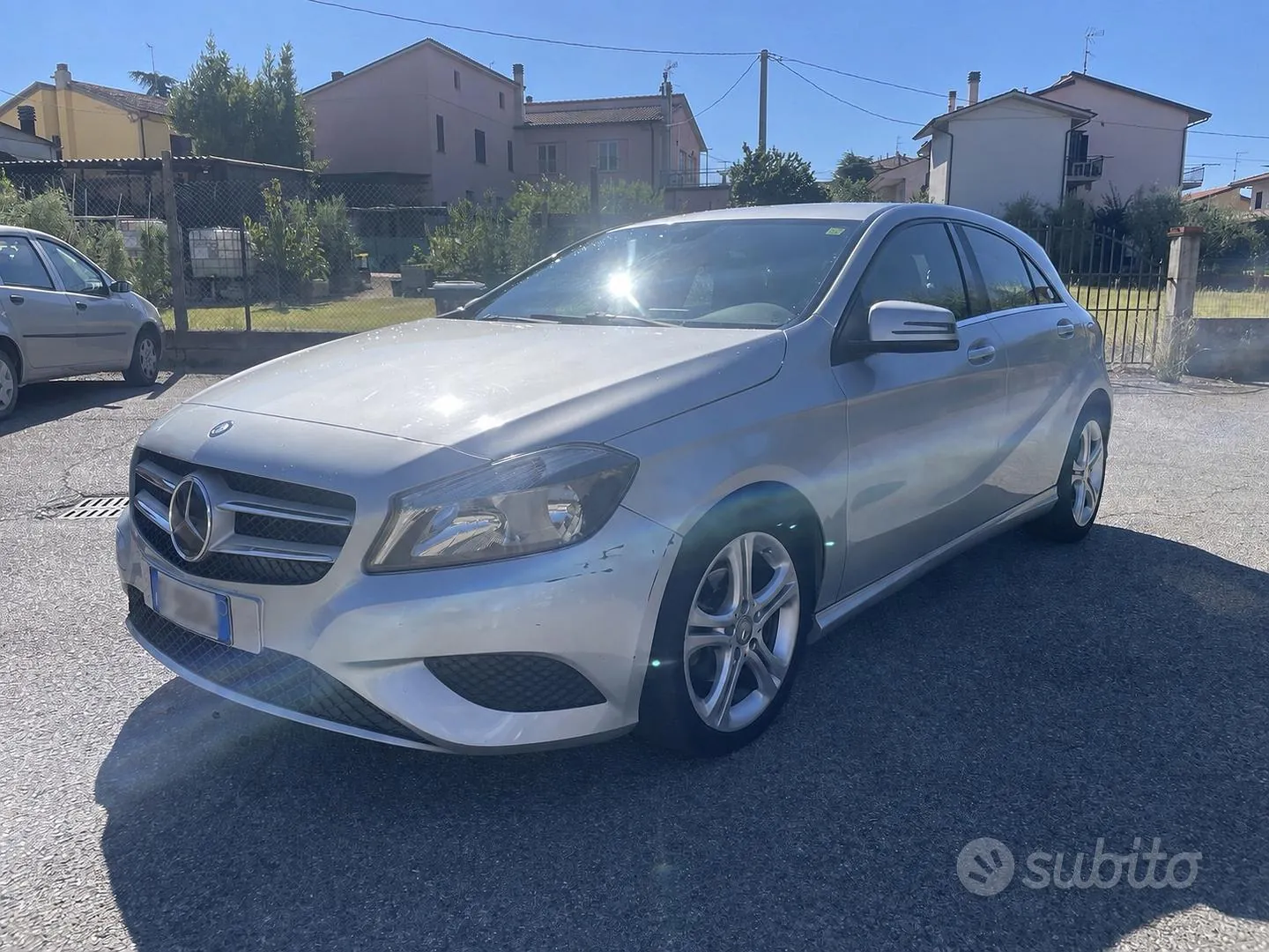 Mercedes-Benz A180 2014 photo 2