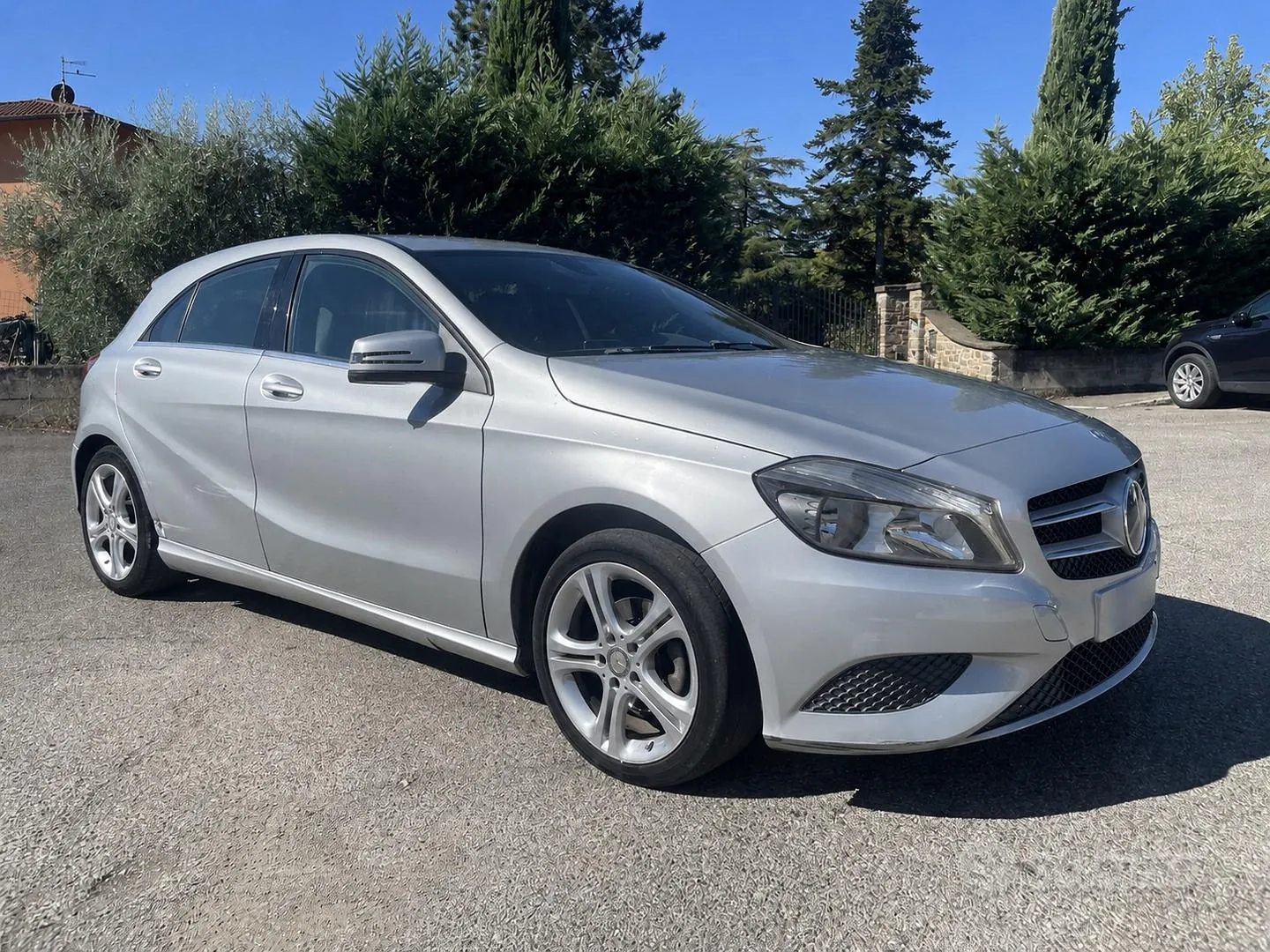 Mercedes-Benz A180