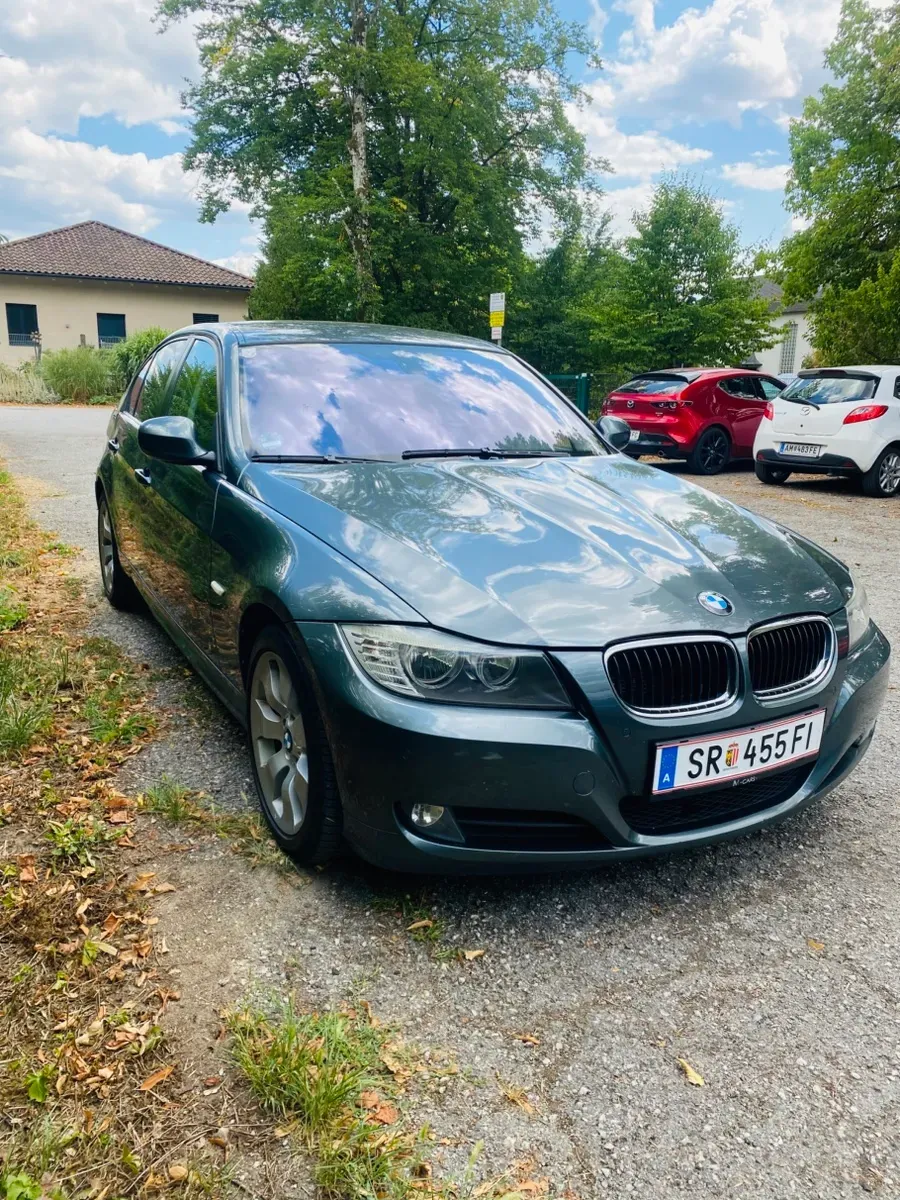 BMW 3 Series 2008 photo 2