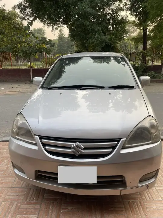 Suzuki Liana