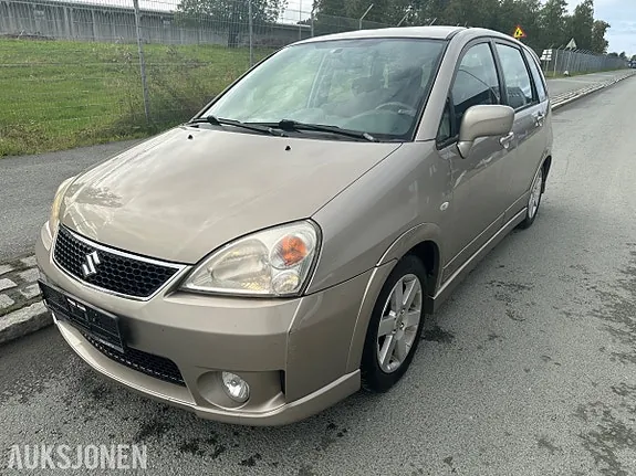 Suzuki Liana 2009 photo 3