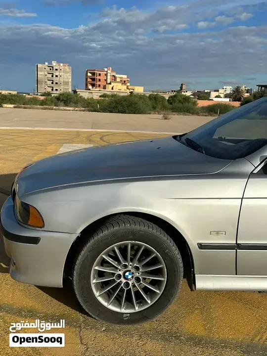 BMW 5 Series 2000 photo 4