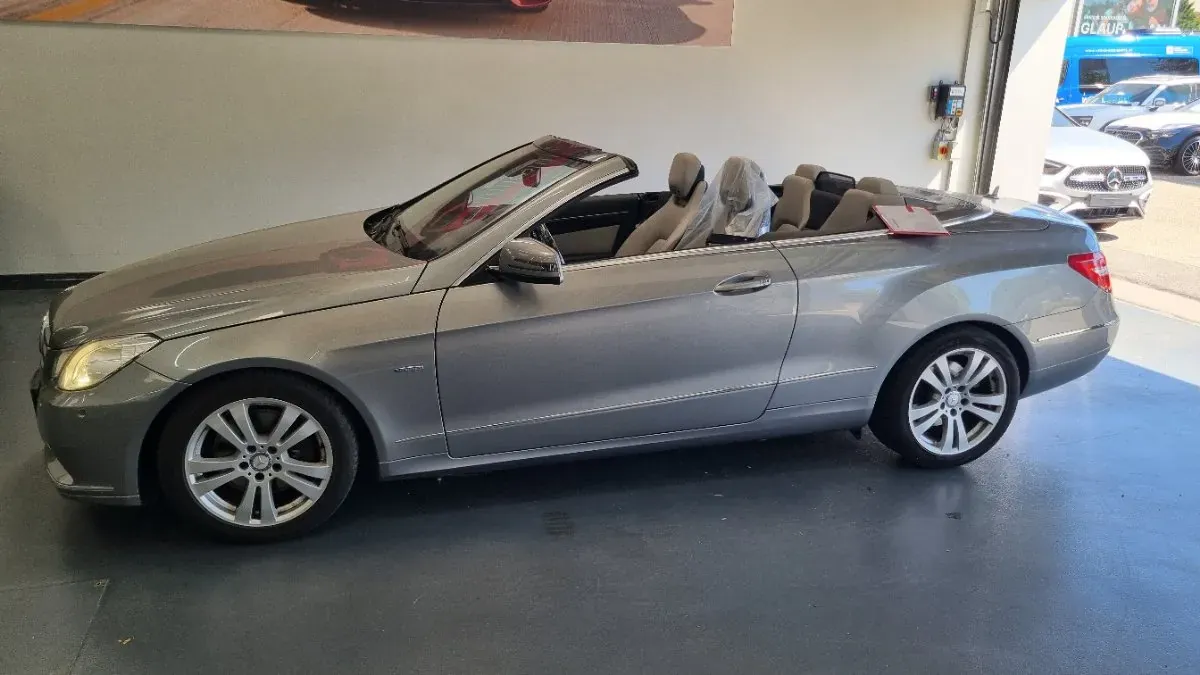 Mercedes-Benz E-Class 2010 photo 2