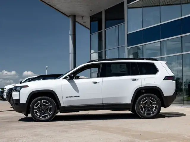 Jeep Cherokee 2026 photo 5