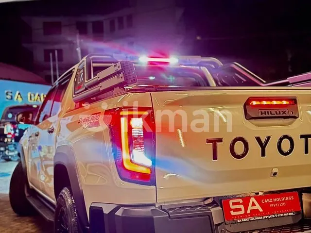 Toyota Hilux 2026 photo 4