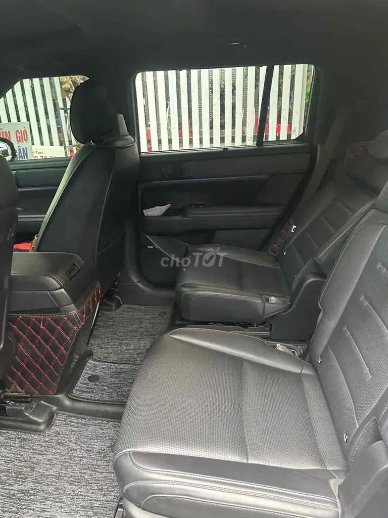 Hyundai Santa Fe 2024 photo 3